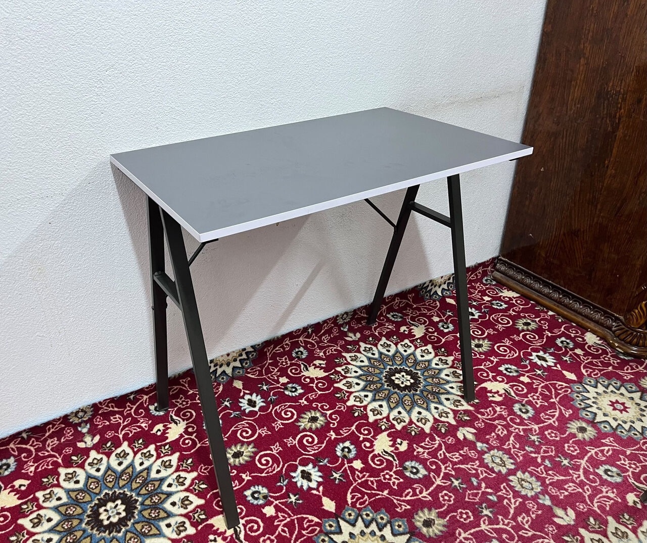 Umm Al Hamam, Furniture, SAR 90,  Wooden Computer / Study Table (Metal Frame)