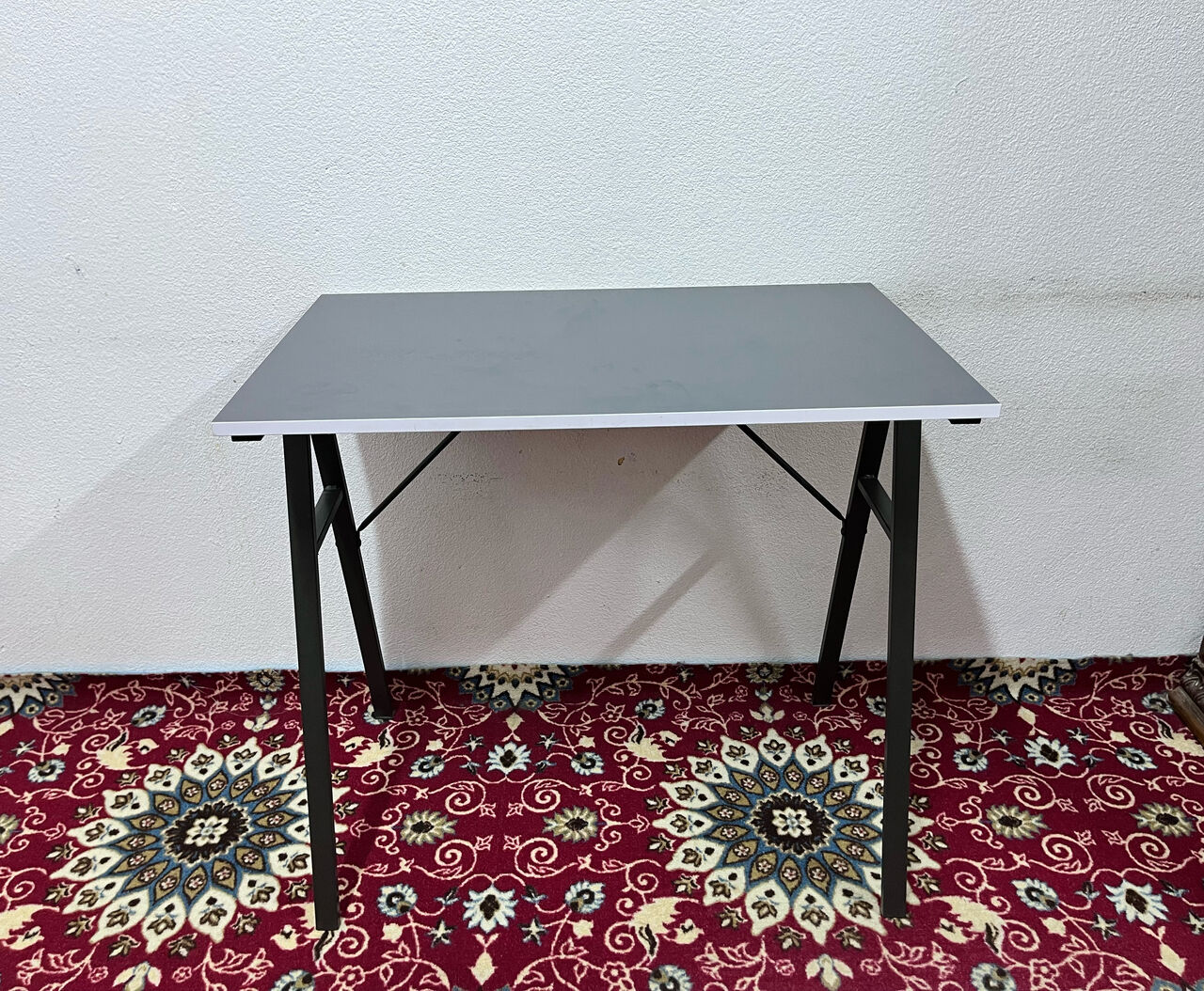 Umm Al Hamam, Furniture, SAR 90,  Wooden Computer / Study Table (Metal Frame)