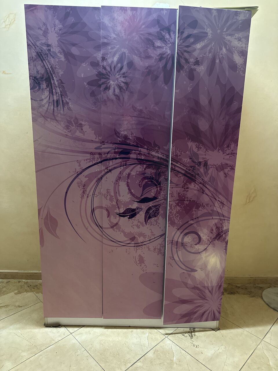 Yanbu, Furniture, SAR 200,  Single Bed With Mattress For Sale 100 SAR , Three Door Almari For Sale 100 SR