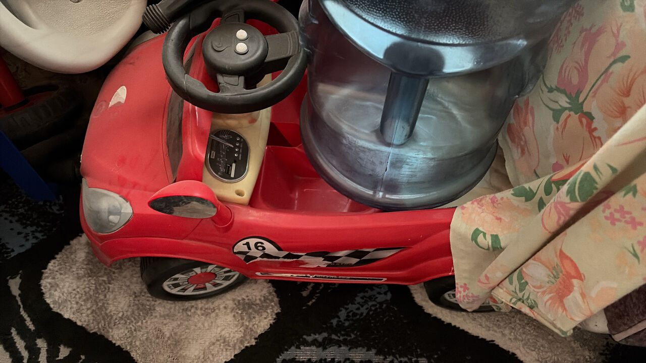 Al Badiyah, Household Items, SAR 650,  Neat-Sofa 3-Seater+1-Seater+Gas-Cylinder+Kids-Car+Bike For 650