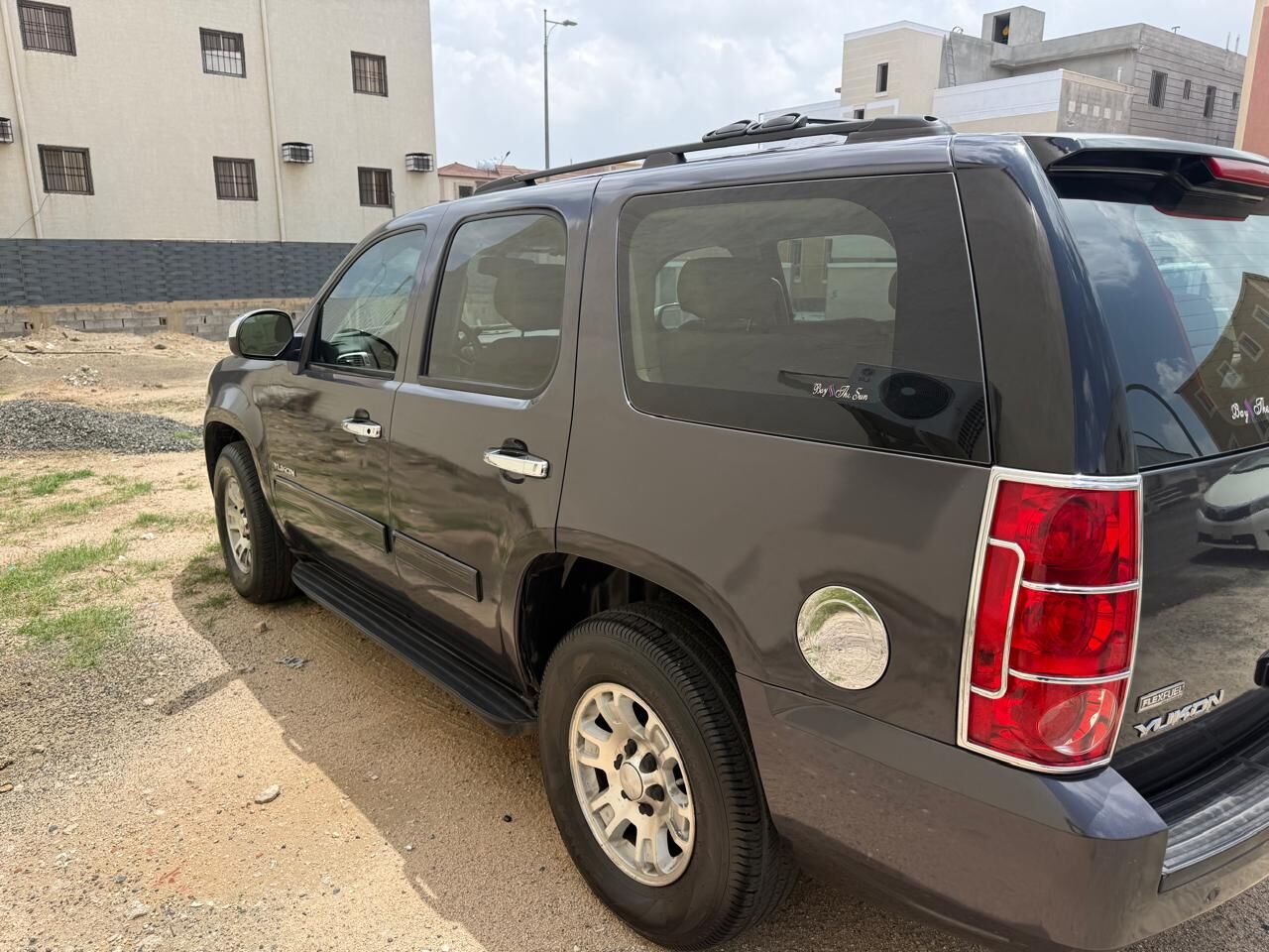 Jeddah, Vehicles, Cars & Trucks , SAR 25000,  GMC YUKON 2010 MODEL,  2010,  Automatic,  289000 KM,  FOR SALE &ndash;