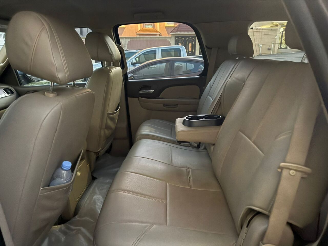 Jeddah, Vehicles, Cars & Trucks , SAR 25000,  GMC YUKON 2010 MODEL,  2010,  Automatic,  289000 KM,  FOR SALE &ndash;