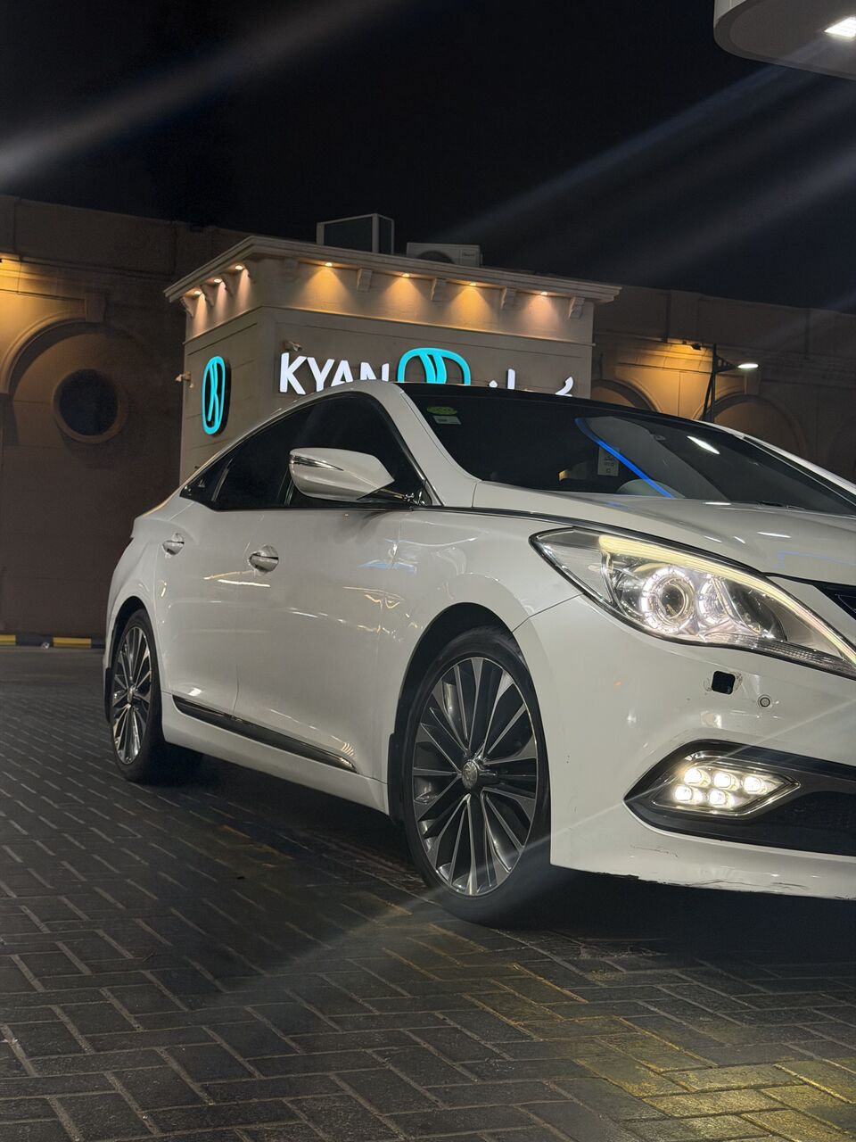 Jeddah, Vehicles, Cars & Trucks , SAR 45000,  Hyundai Azera,  2017,  Automatic,  152000 KM,    3.3 GDI Full Loaded
