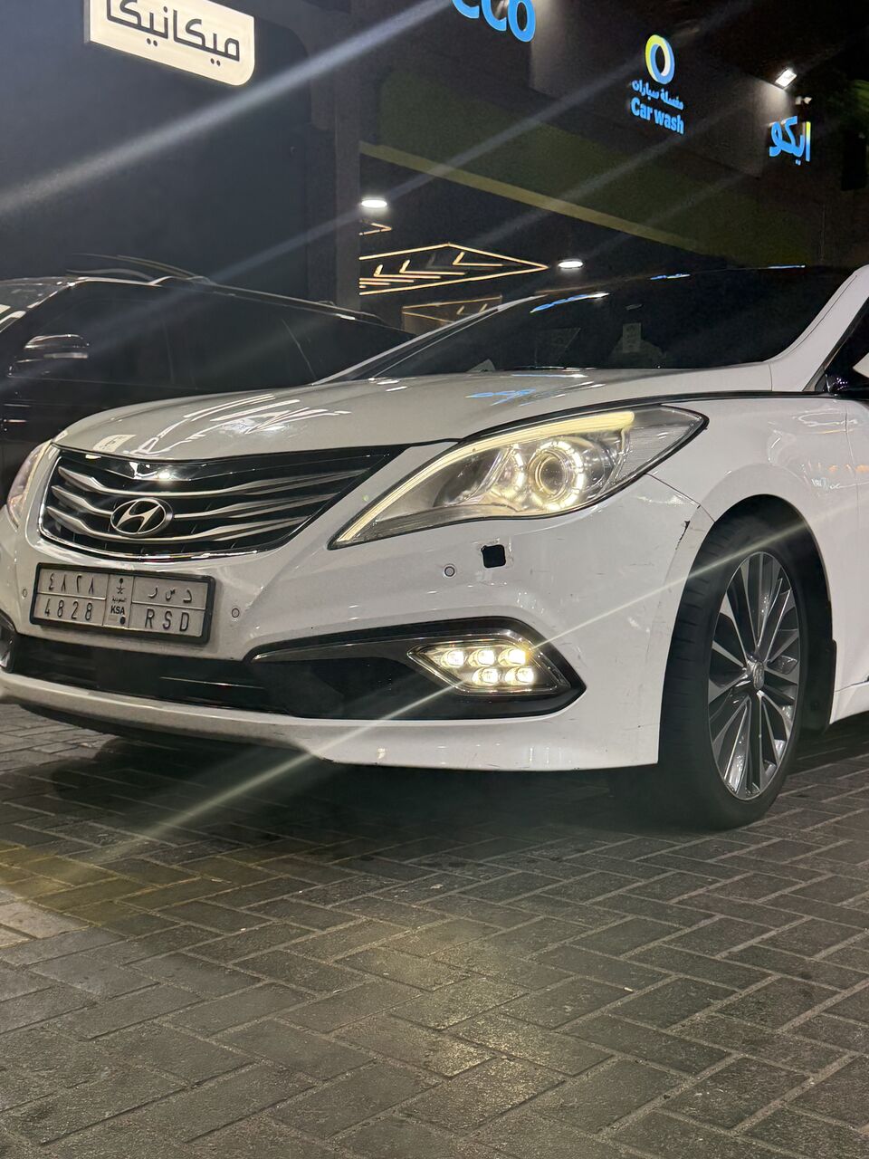 Jeddah, Vehicles, Cars & Trucks , SAR 45000,  Hyundai Azera,  2017,  Automatic,  152000 KM,    3.3 GDI Full Loaded