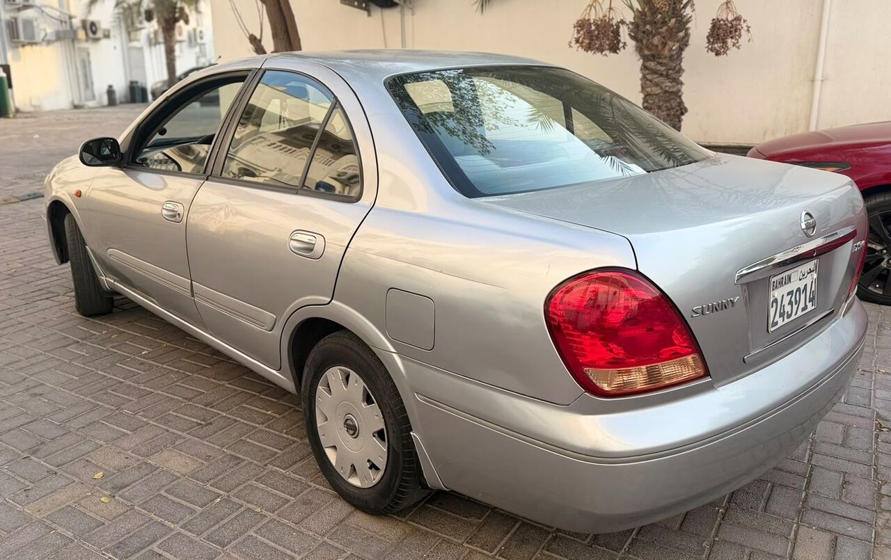 Riffa, Vehicles, Cars & Trucks , BHD 1125,  Nissan Sunny,  2005,  Automatic,  237000 KM,