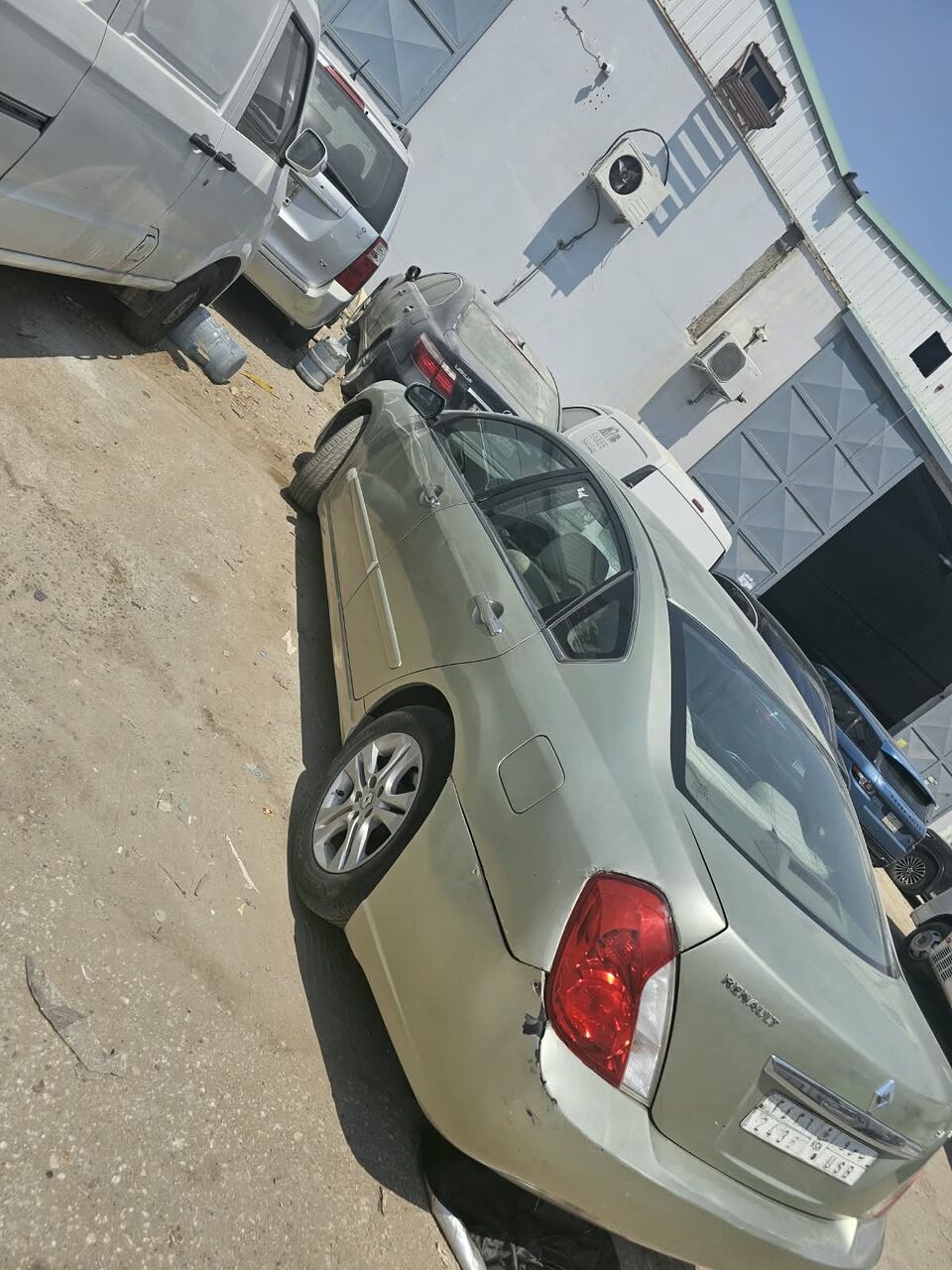 Riyadh, Watches, SAR 8000,  Renault Safrane 2011