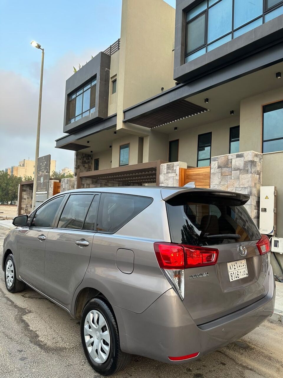 Jeddah, Vehicles, Cars & Trucks , SAR 48000,  Toyota Innova,  2017,  Automatic,  280 KM,  How For Sale