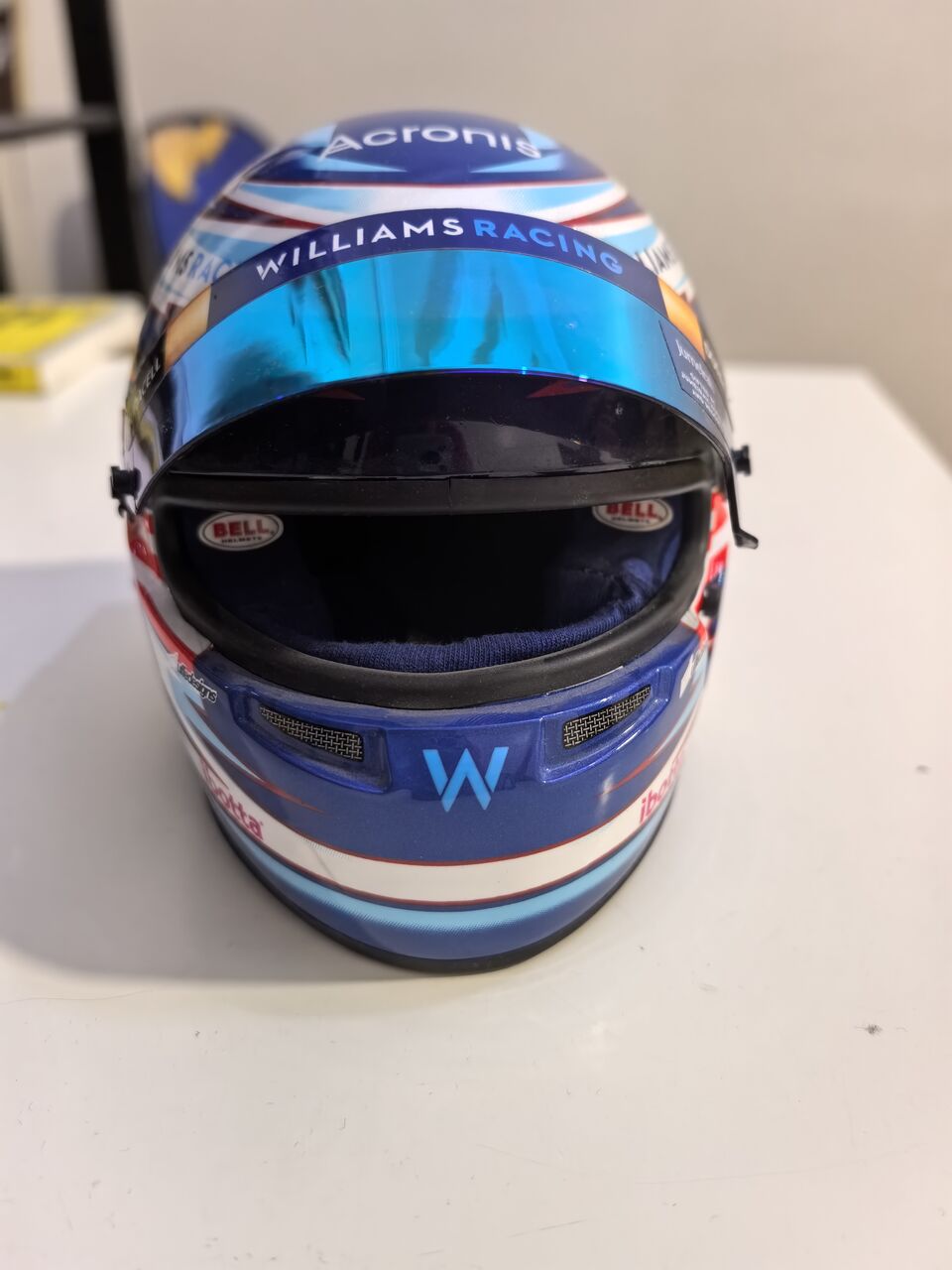 Al Waha, Collectibles, SAR 200,  1:5 Spark Logan Sargeant Williams FW45 Mini Helmet