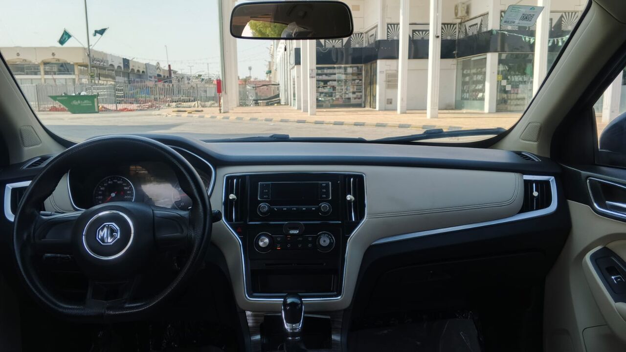 Riyadh, Vehicles, Cars & Trucks , SAR 28000,  MG RX5,  2020,  Automatic,  132000 KM,  SAR 30000, MG Rx-5, , , 132,000 KM, Mid Options For Sales