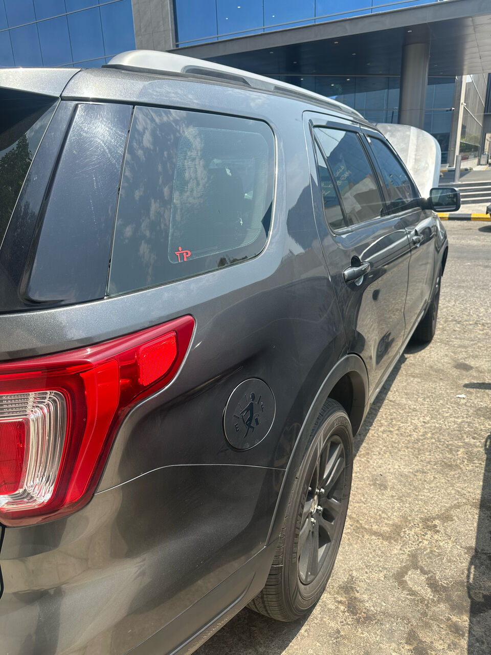 Jeddah, Vehicles, Cars & Trucks , SAR 62000,  Ford Explorer,  2018,  Automatic,  113000 KM,    Standard