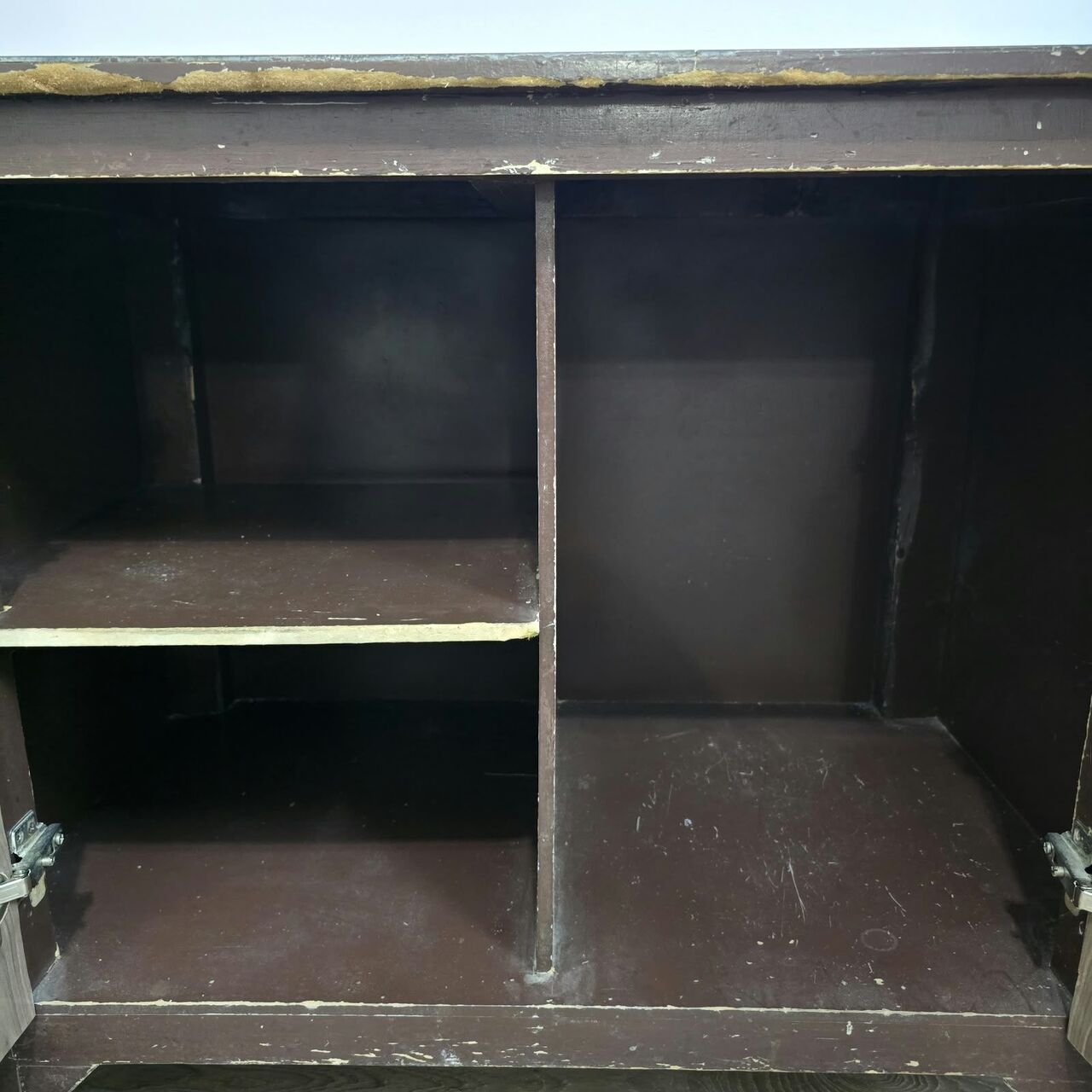 Al Khobar Al Shamalia, Furniture, SAR 50,  Wooden Storage Cabinet / Sideboard &ndash; Good Condition