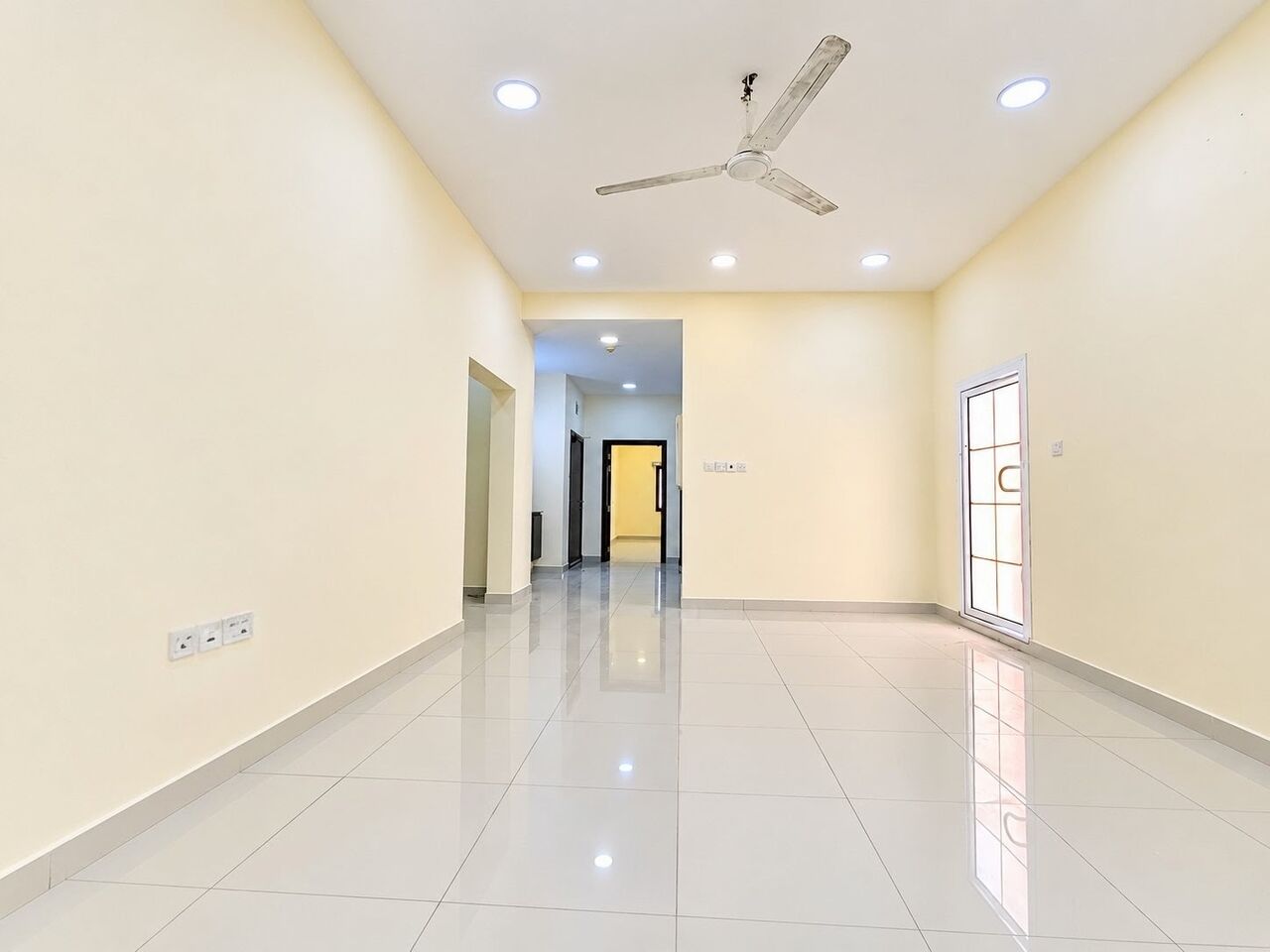 Arad, Apartments, Flats, Houses & Villas, BHD 250/year,  2 BR,  Arad City/high End Apartment For Rent Including Electricity Within The Limits