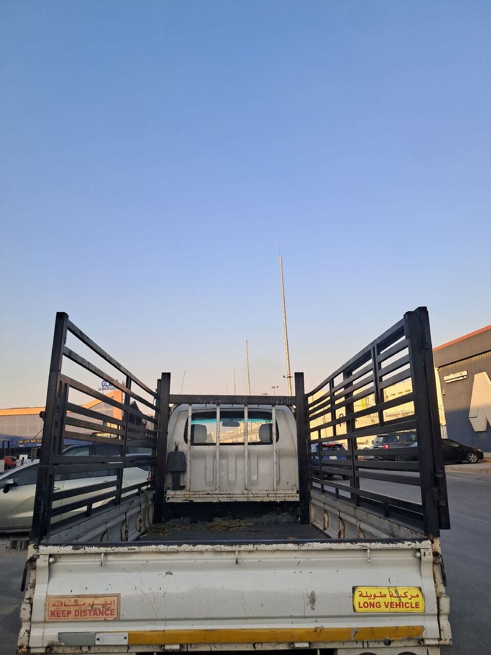 Al Khobar Al Shamalia, Translation, Dina Kia K4000 Rent- Daily Monthly With Driver