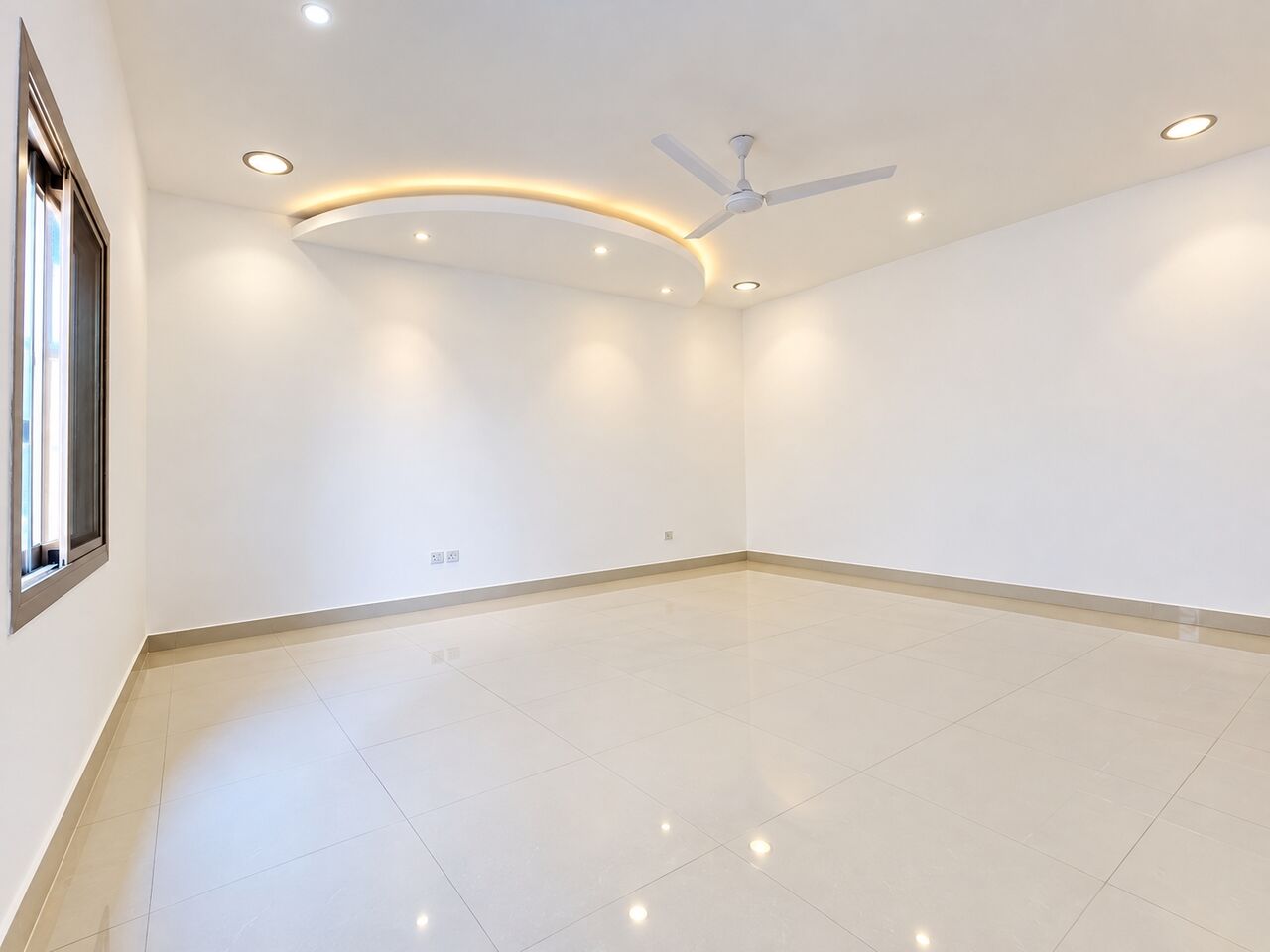Arad, Apartments, Flats, Houses & Villas, BHD 180/year,  2 BR,  Arad City/high End Apartment For Rent
