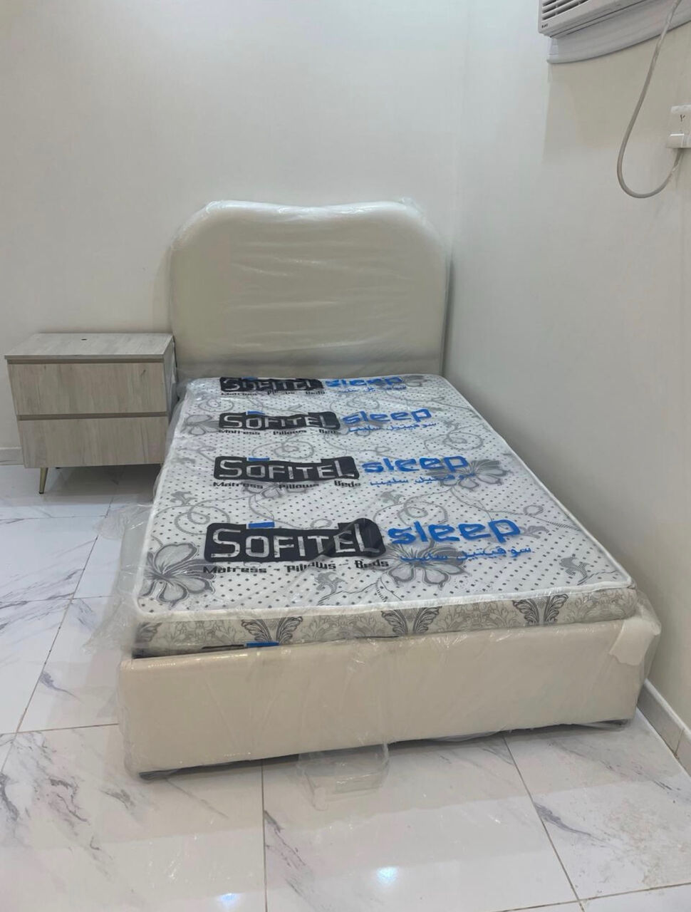 Jeddah, Furniture, SAR 4,  Premium Decore Beds Are Available For Sale At Reasonable Prices