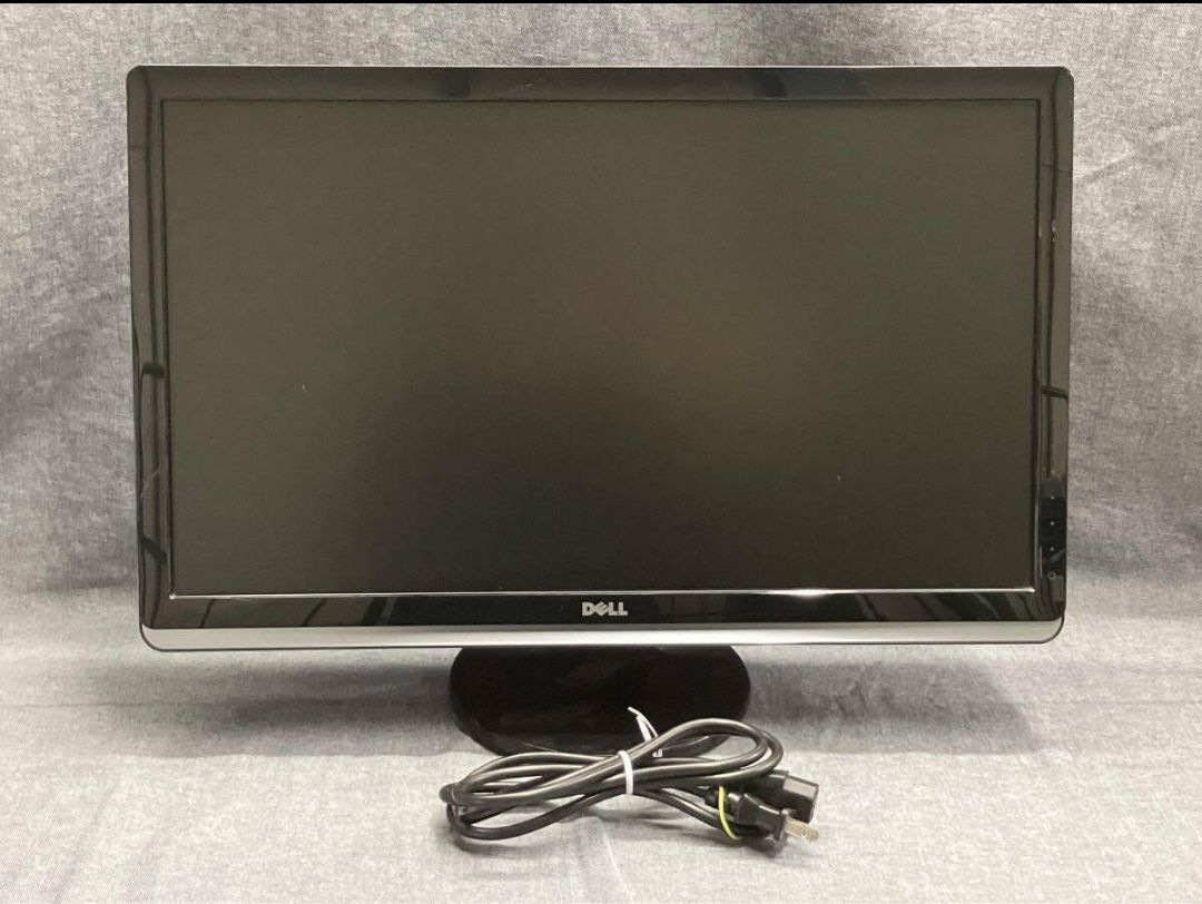 Manama, Computers, BHD 25,  Dell ST2420L Monitor - 24 Inch