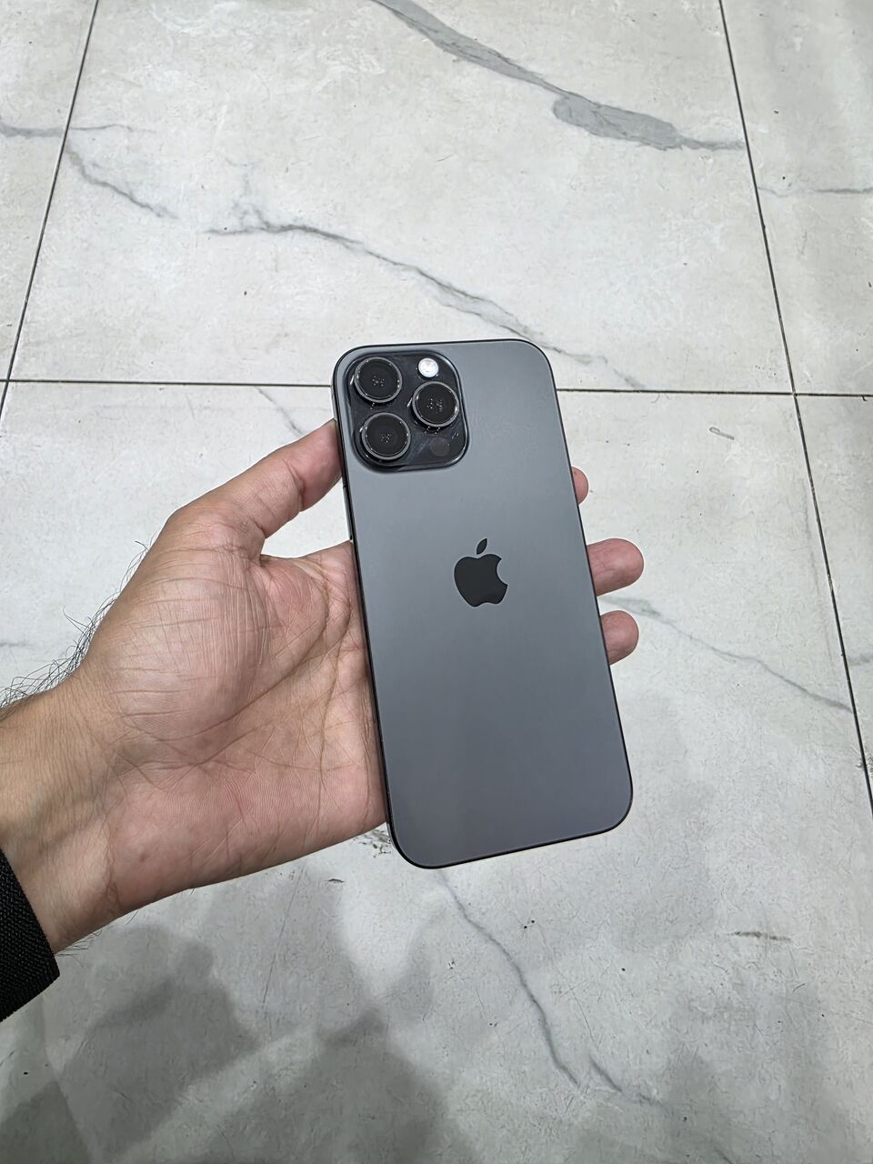 Khobar, Mobile Phones, SAR 3600,  IPhone 16 Pro Max 256gb Sale Swap 100 Battery 11 Cycle Count Box Through Already Swao Open