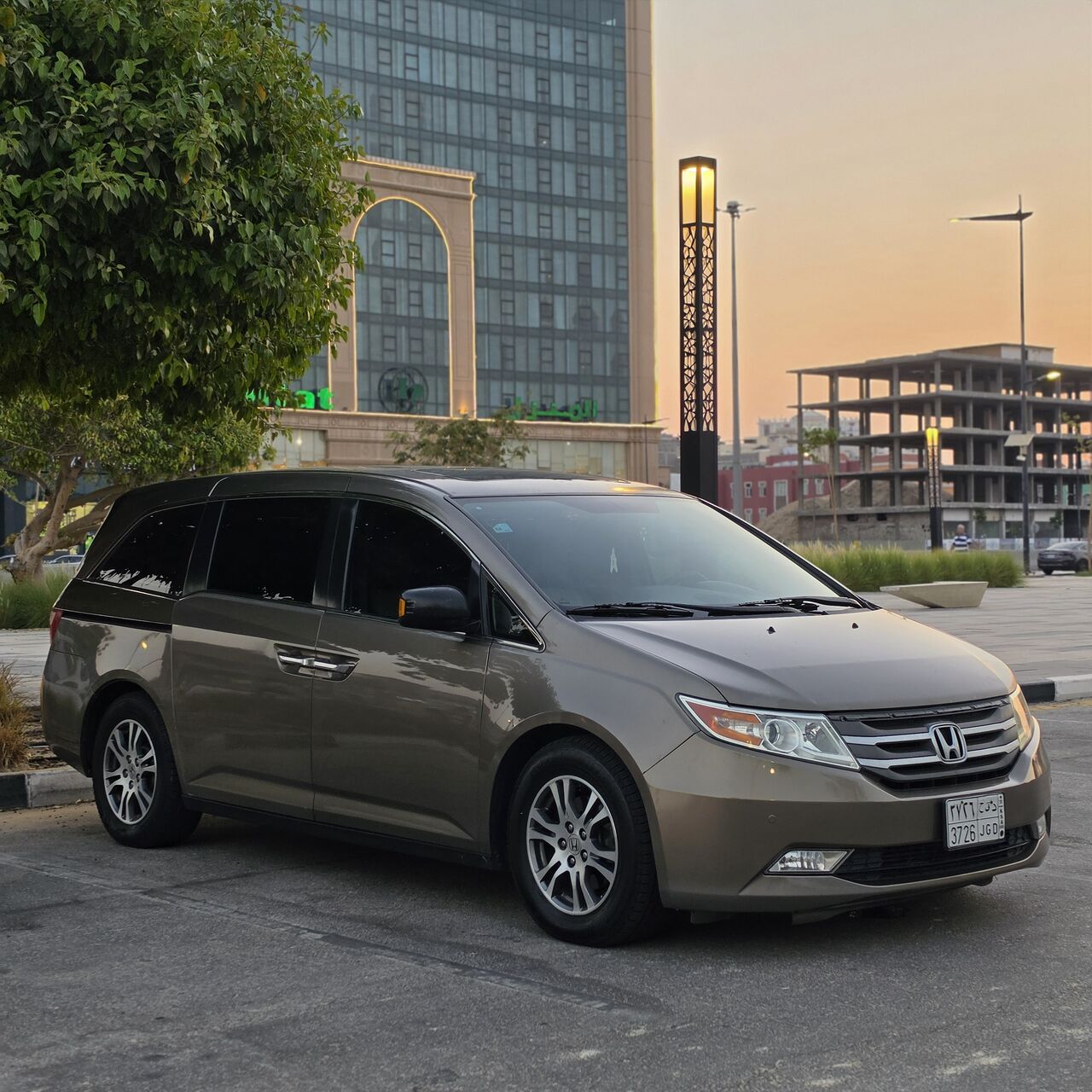 Khobar, Vehicles, Cars & Trucks , SAR 27000,  Honda Odyssey,  2013,  Automatic,  339500 KM,    (Full Option)