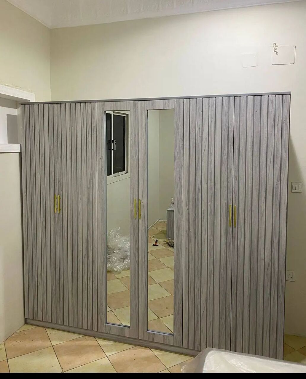 Jeddah, Furniture, SAR 7,  Modern Bedroom Set Available In Low Price