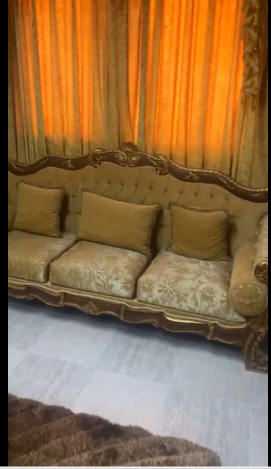 Yanbu, Household Items, SAR 500,  GOLDEN & BULE COLOR COMPLETE SOFA SET.. 500 EACH CALL OR WHATSAPP  0561020369
