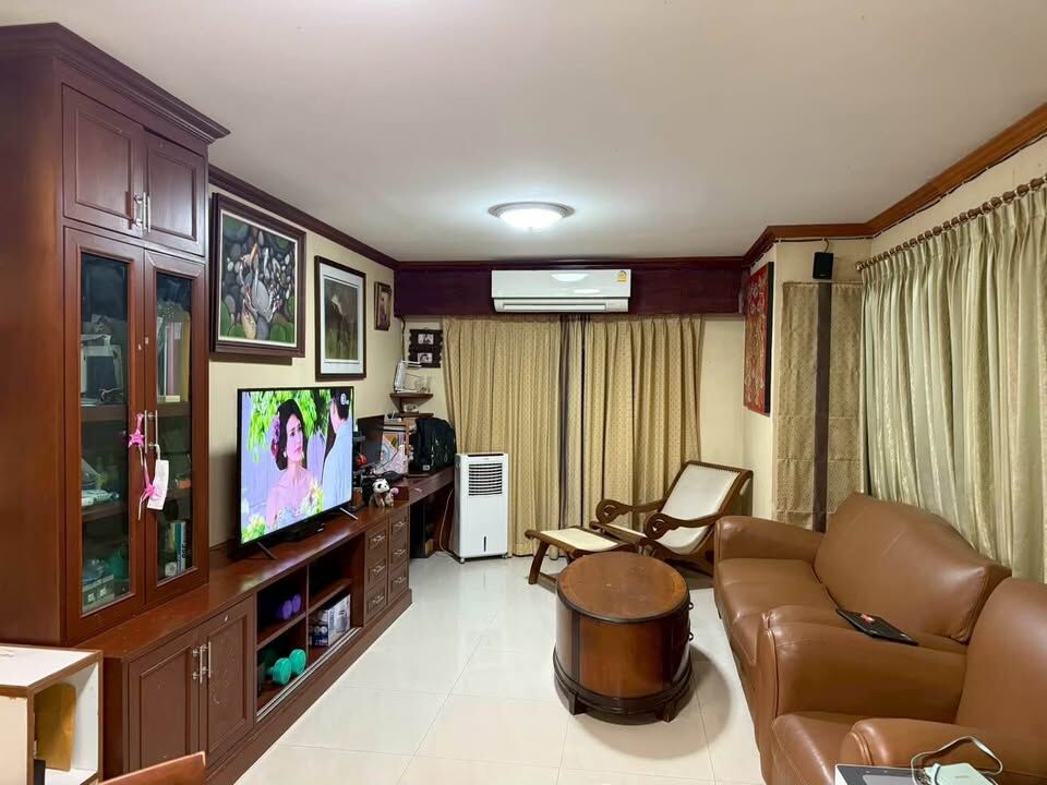 Bangkok, Villas, THB 40000,  67 Sq. Feet,  ให้เช่าบ้านเดี่ยว ใกล้ เซ็นทรัล ราม