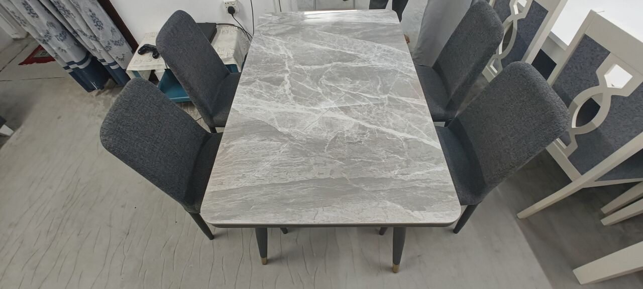 Jeddah, Household Items, SAR 600,  Dining Table Top Condition / 600 SAR Slightly Negotiable