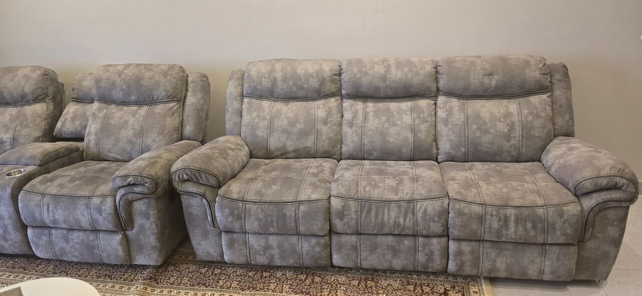 Jeddah, Furniture, SAR 3500,  Luxury American Recliner Sofa Set With Cup Holders And Storage