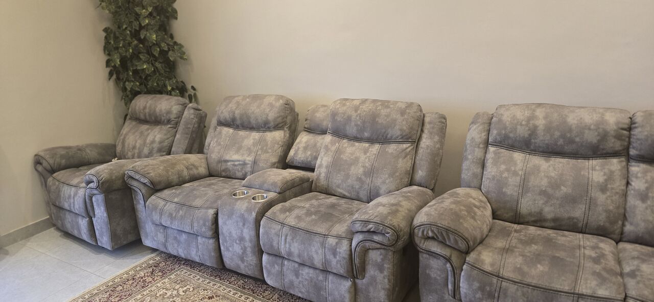 Jeddah, Furniture, SAR 3500,  Luxury American Recliner Sofa Set With Cup Holders And Storage