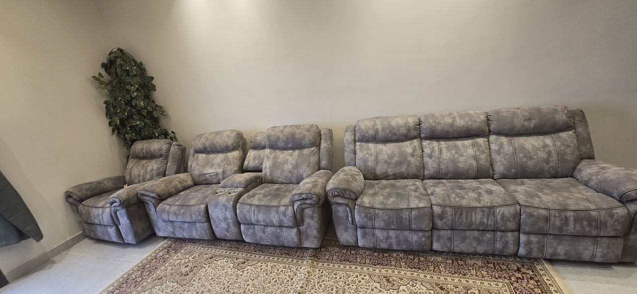 Jeddah, Furniture, SAR 3500,  Luxury American Recliner Sofa Set With Cup Holders And Storage