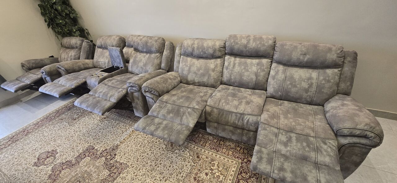 Jeddah, Furniture, SAR 3500,  Luxury American Recliner Sofa Set With Cup Holders And Storage