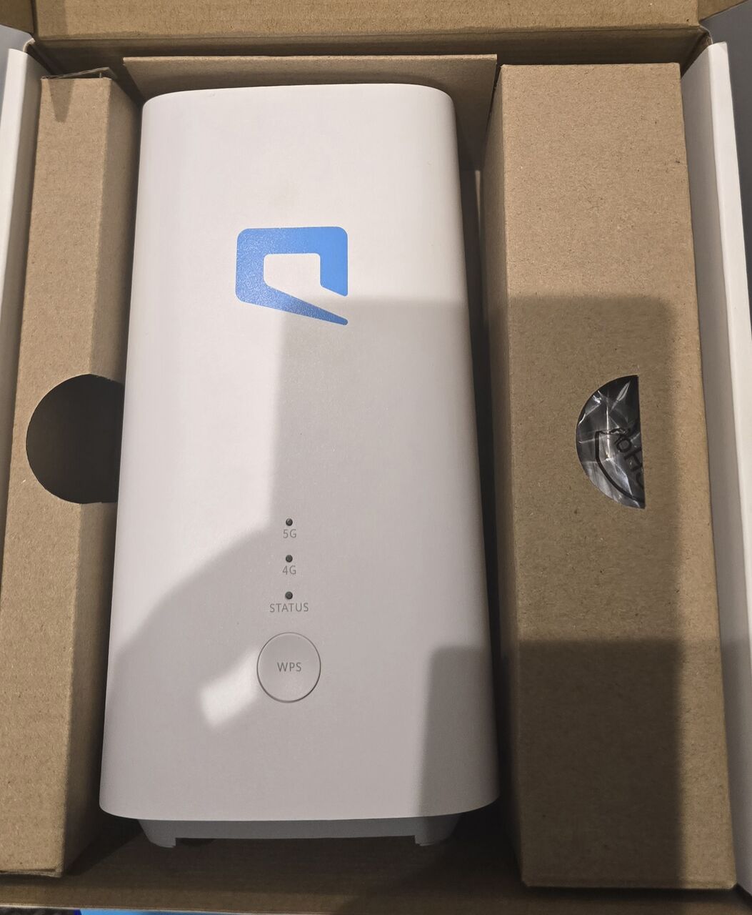 Jeddah, Computers, SAR 350,  Mobily 5G CPE 5 Router – Mint Condition With Original Box ⚡️