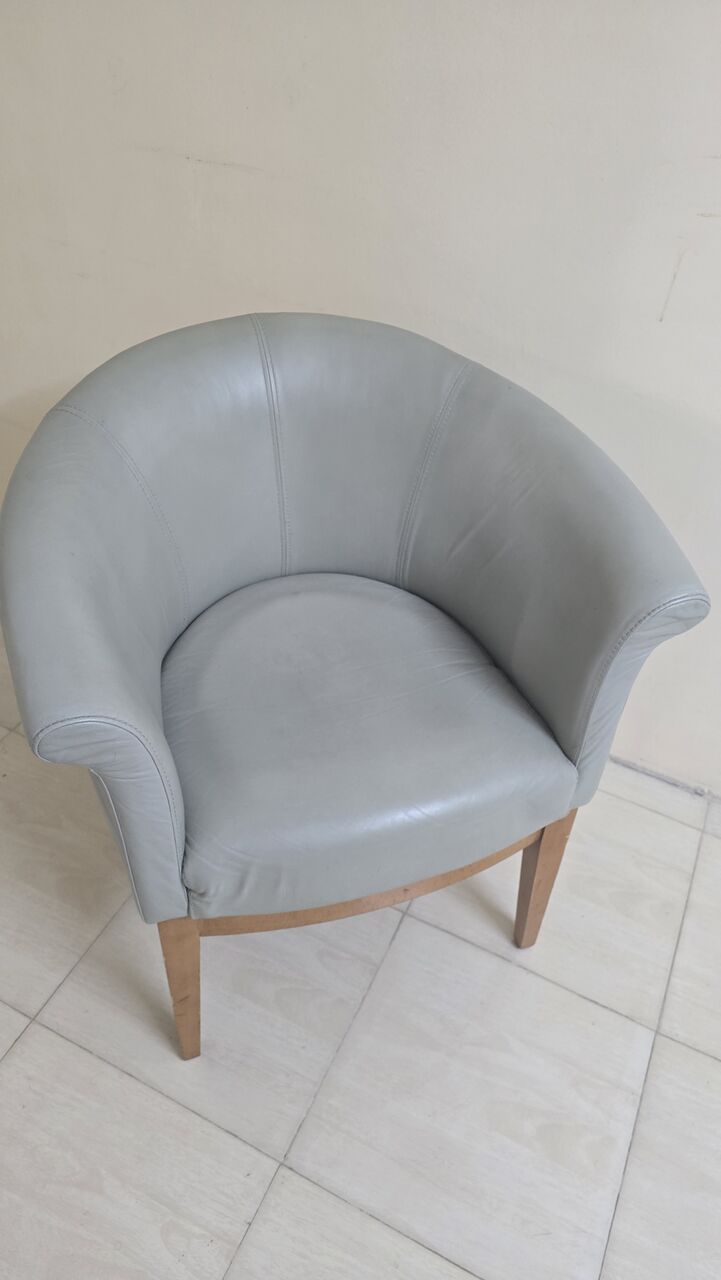 Manama, Furniture, BHD 60,  Leather Chair 4