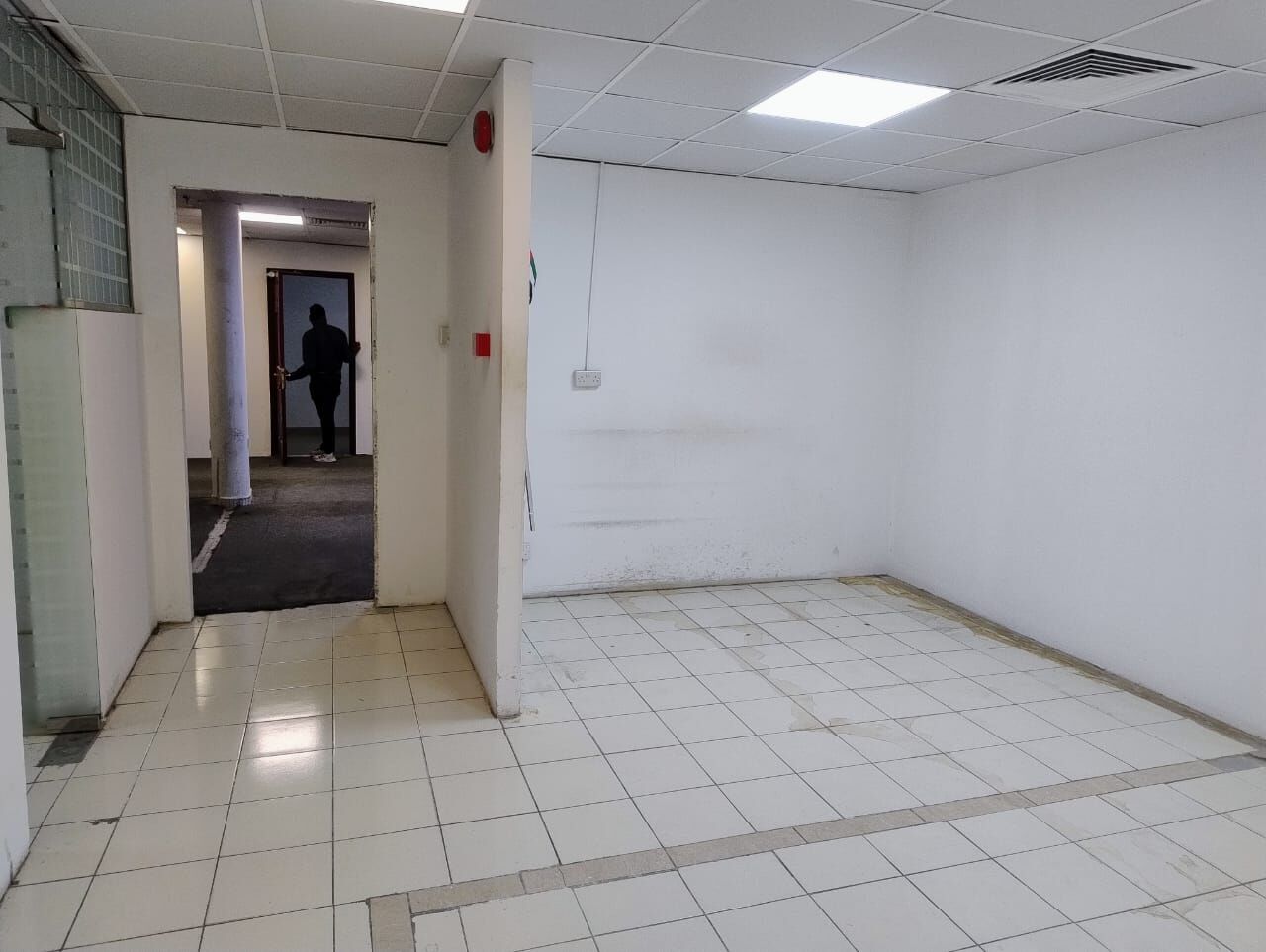 Deira, Offices, AED 106400,  1064 Sq. Feet,  Office For Rent In Al Garhoud &ndash; 1,064 Sq Ft