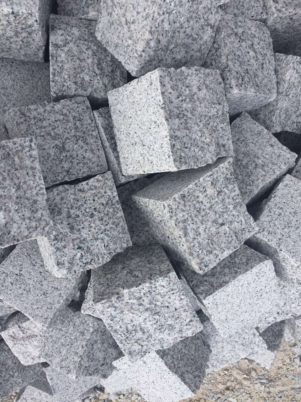 Faridabad, Materials, INR 22,  Granite CobbleStone Near Me Haryana 9311658285