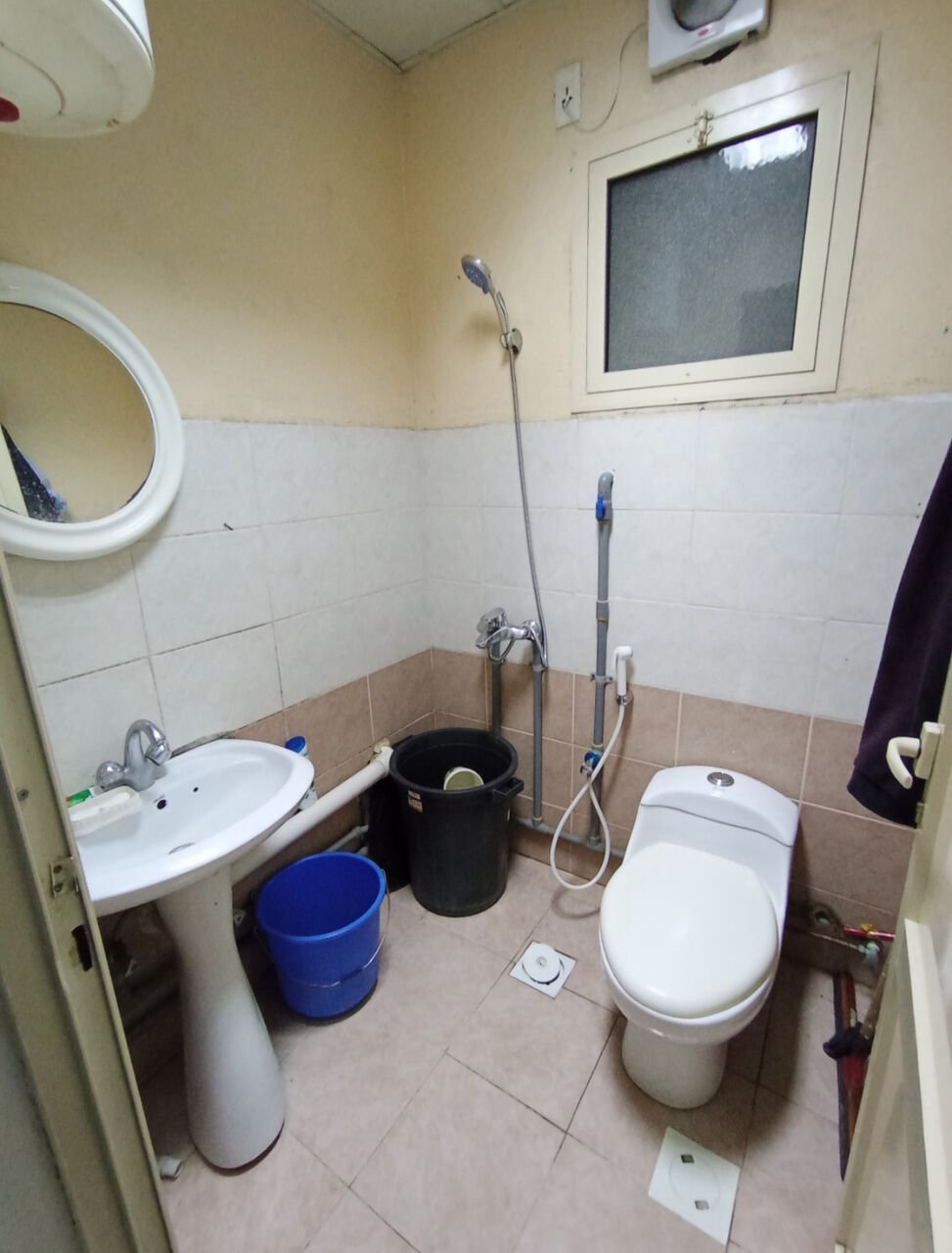 Jubail, Apartments, Flats, Houses & Villas, SAR 400/month,  1 BR,  1 Person Bedspace Available (Fully Furnished)