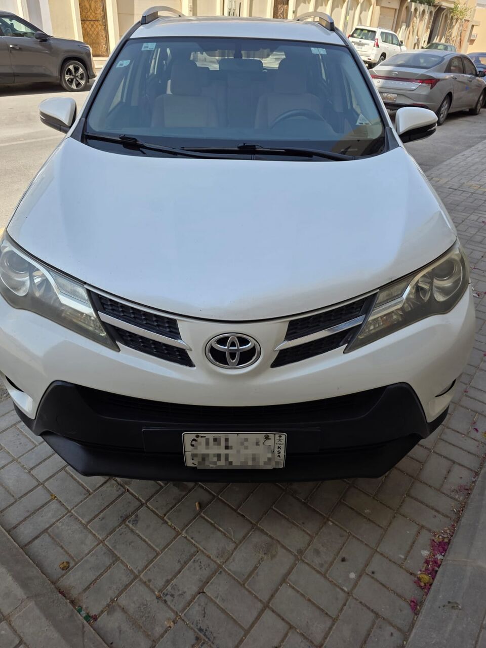 Riyadh, Vehicles, Cars & Trucks , SAR 34000,  Toyota RAV4,  2014,  Automatic,  434 KM,    For Sale