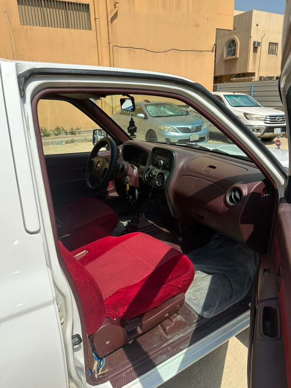 Jubail, Vehicles, Cars & Trucks , SAR 33000,  Nissan Double Cabin Pickup,  2016,  Manual,  220000 KM,