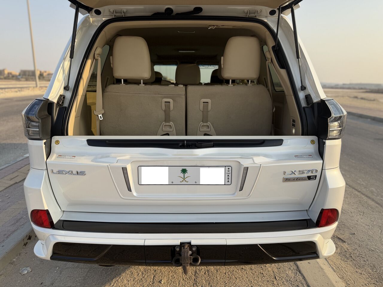 Al Jubail Al Balad, Vehicles, Cars & Trucks , SAR 315,  Lexus LX 570,  2020,  Automatic,  275000 KM,  LX 570 KURO (BLACK EDITION)