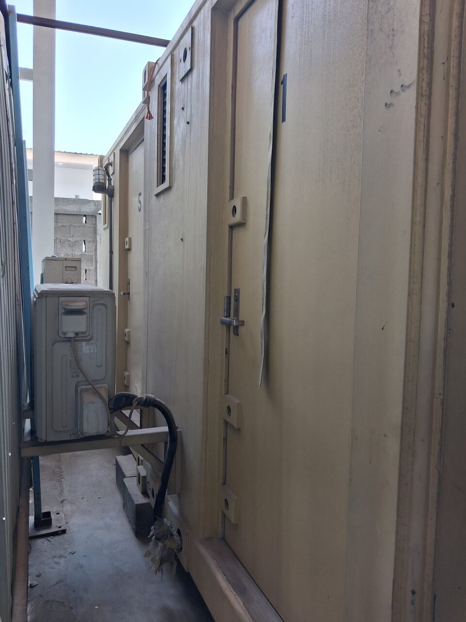 Kuwait City, Materials, BLAST PROVE CONTAINER