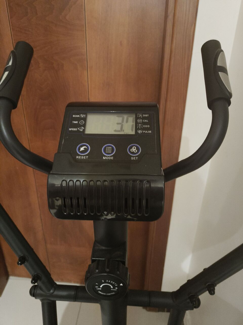 Jeddah, Sporting Goods, SAR 350,  2-in-1 Elliptical Cross Trainer And Upright Exercise Bike