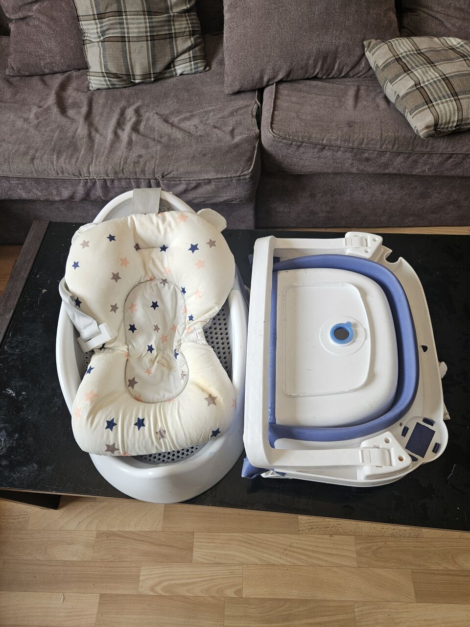 Riyadh, Baby & Kid Stuff, SAR 1,  Junior Walker , Baby Bathtub,automatic Swing, Feeding Table