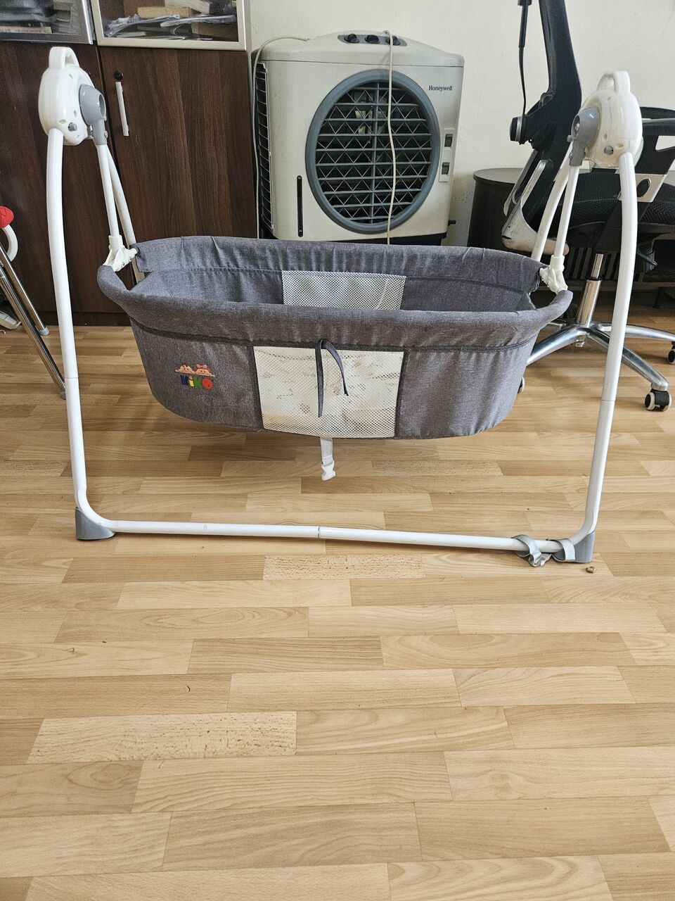 Riyadh, Baby & Kid Stuff, SAR 1,  Junior Walker , Baby Bathtub,automatic Swing, Feeding Table