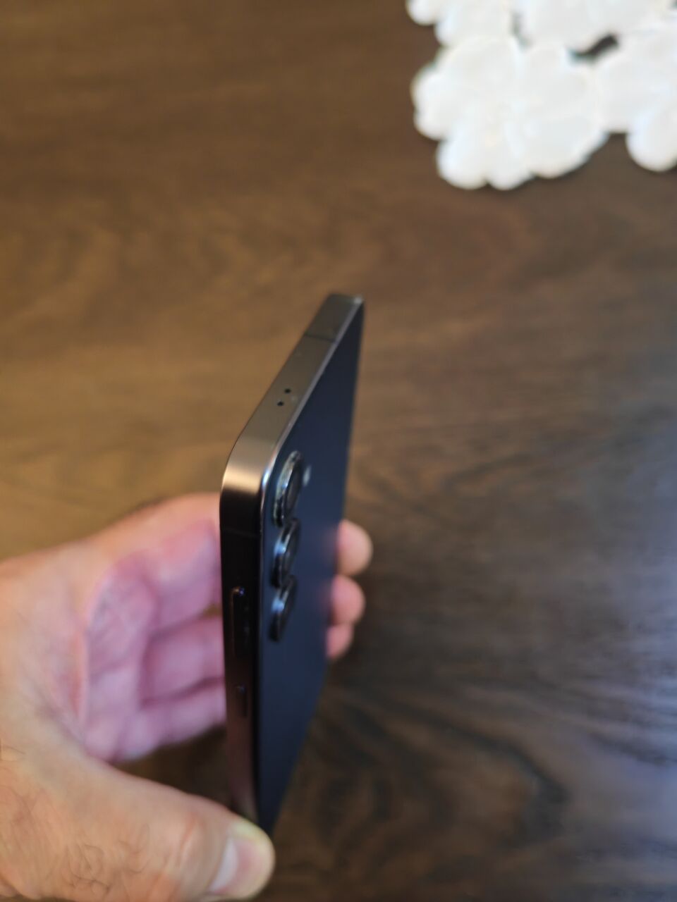 Manama, Furniture, BHD 175,  Samsung S24