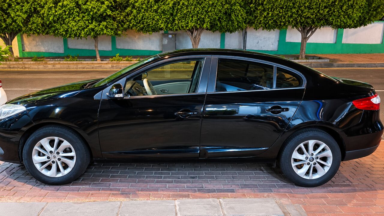 Abha, Vehicles, Cars & Trucks , SAR 14000,  Renault Fluence,  2015,  Automatic,  177000 KM,  SAR14000,