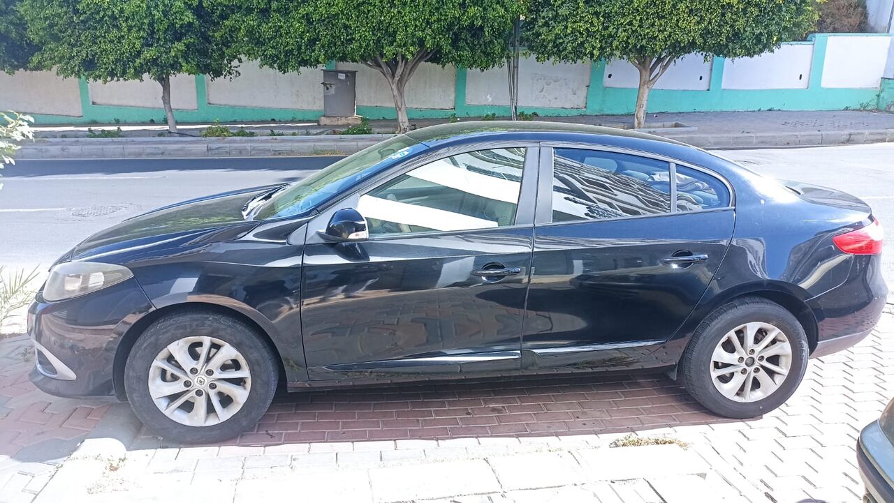 Abha, Vehicles, Cars & Trucks , SAR 14000,  Renault Fluence,  2015,  Automatic,  177000 KM,  SAR14000,