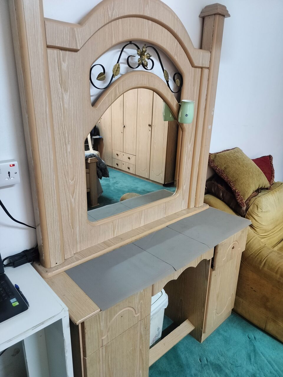 Dammam, Household Items, SAR 500,  Bedroom Furniture Set For Sale