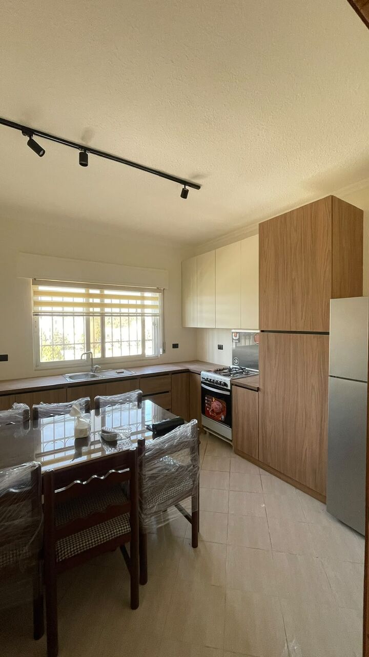 Amman, Apts/Flats Wanted, JOD 14000/year,  Furnished,  4 BR,  Modern And Luxurious Apartment In Shmeisani ✨🏡