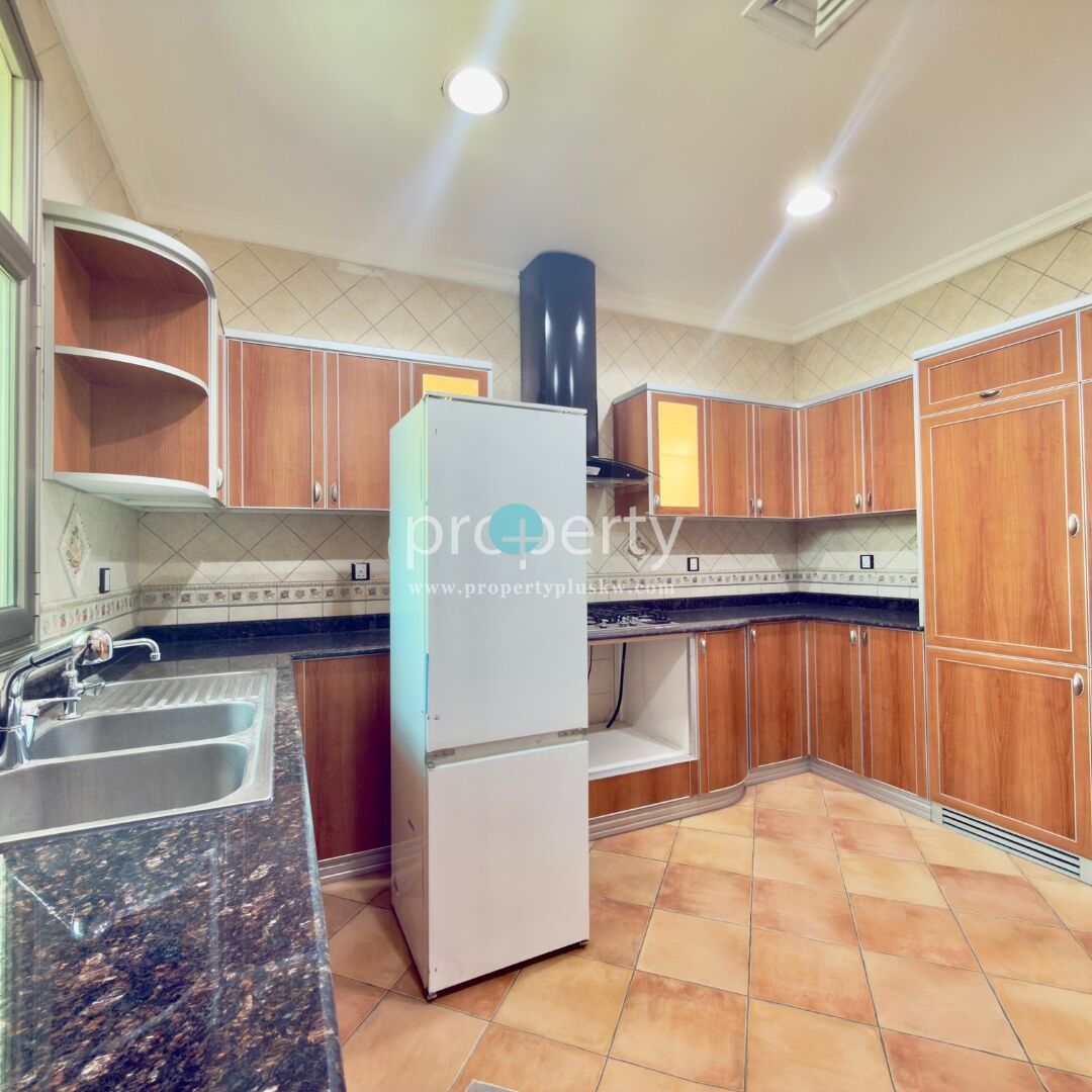 Salmiya, Apartments, Flats, Houses & Villas, KWD 1150/month,  3 BR,  Spacious 3 Apartment With View For Rent In Salmiya