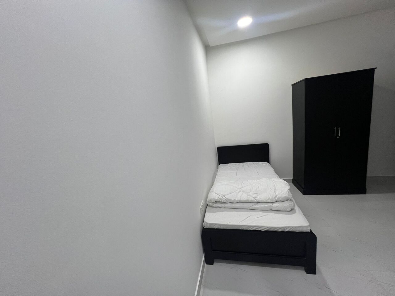 Sanabis, Apartments, Flats, Houses & Villas, BHD 145/month,  Furnished,  Studio,  LOVELY STUDIO FOR RENT IN SANABIS