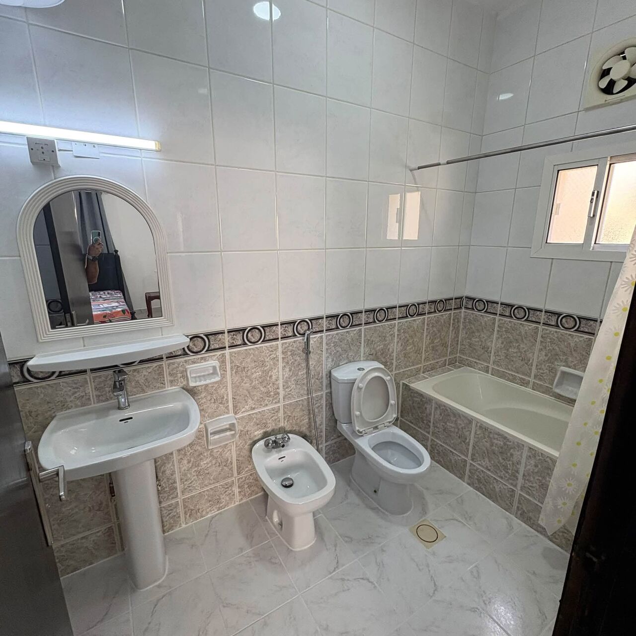 Adliya, Apartments, Flats, Houses & Villas, BHD 250/month,  Furnished,  2 BR,  155 Sq. Meter,  Fully Furnished Big 2 Bed Room Apartment In Newly Renovated Building